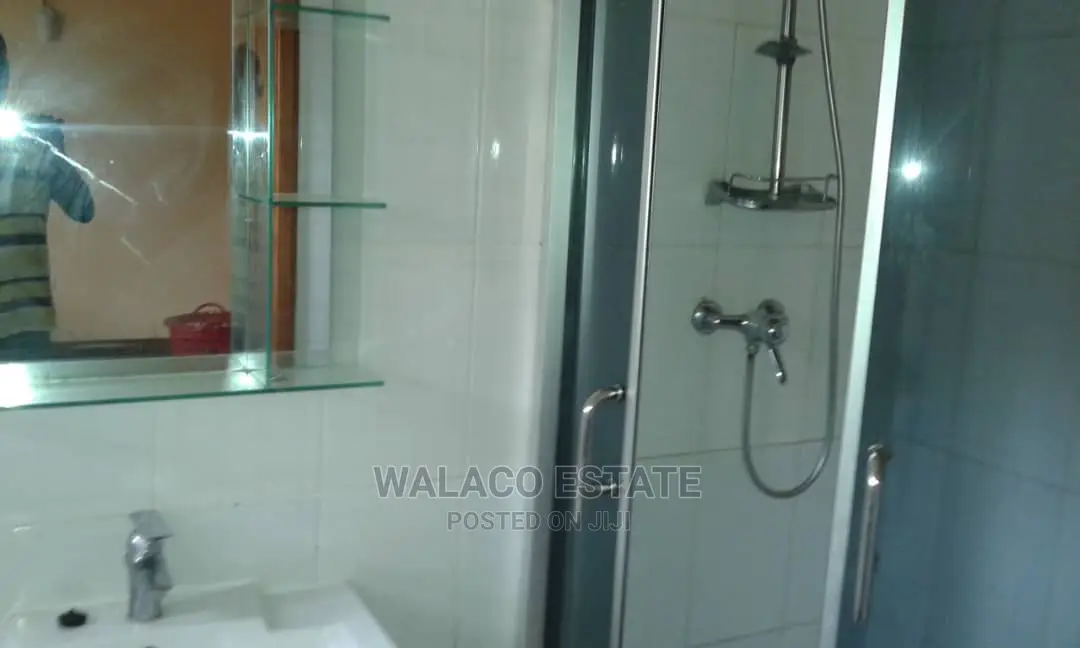4bdrm Apartment in Walako Estate, North Industrial Area for Rent