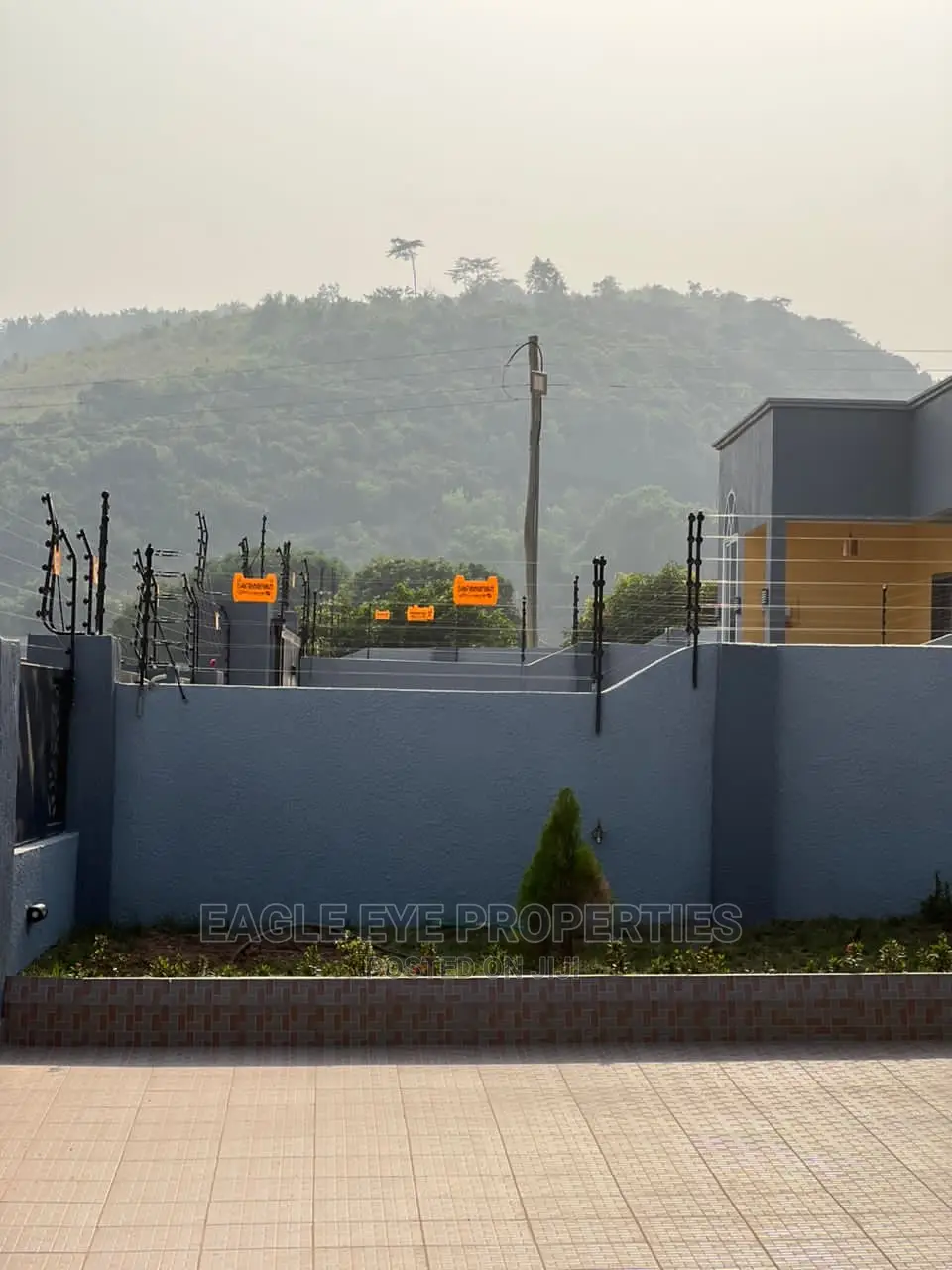 3bdrm House in Oyarifa for sale