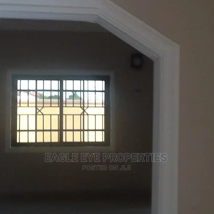3bdrm House in Oyarifa for Sale