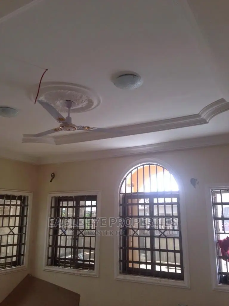 3bdrm House in Oyarifa for Sale
