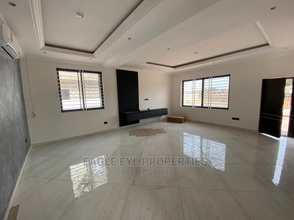 3bdrm House in Adenta for sale