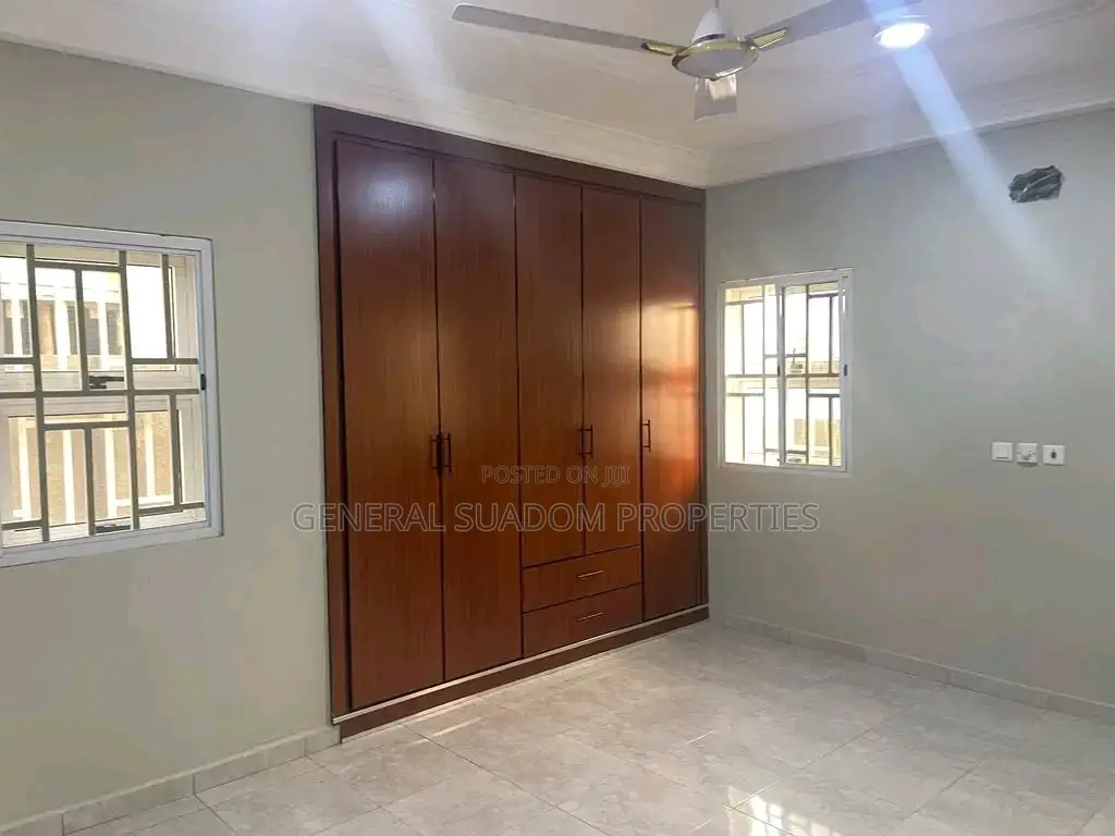 3bdrm Duplex in Suadom Properties, Accra Metropolitan for Rent
