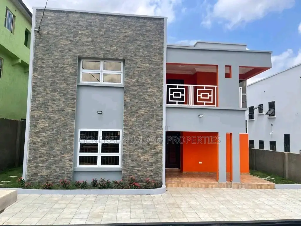3bdrm Duplex in Suadom Properties, Accra Metropolitan for Rent