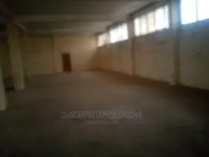 350 Sqm Warehouse at Tesano for Rent