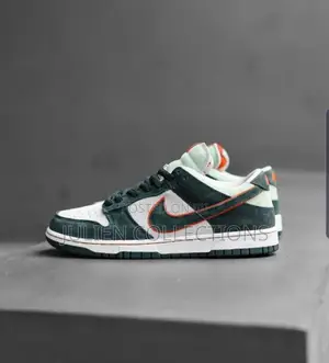 Nike SB Dunk Low