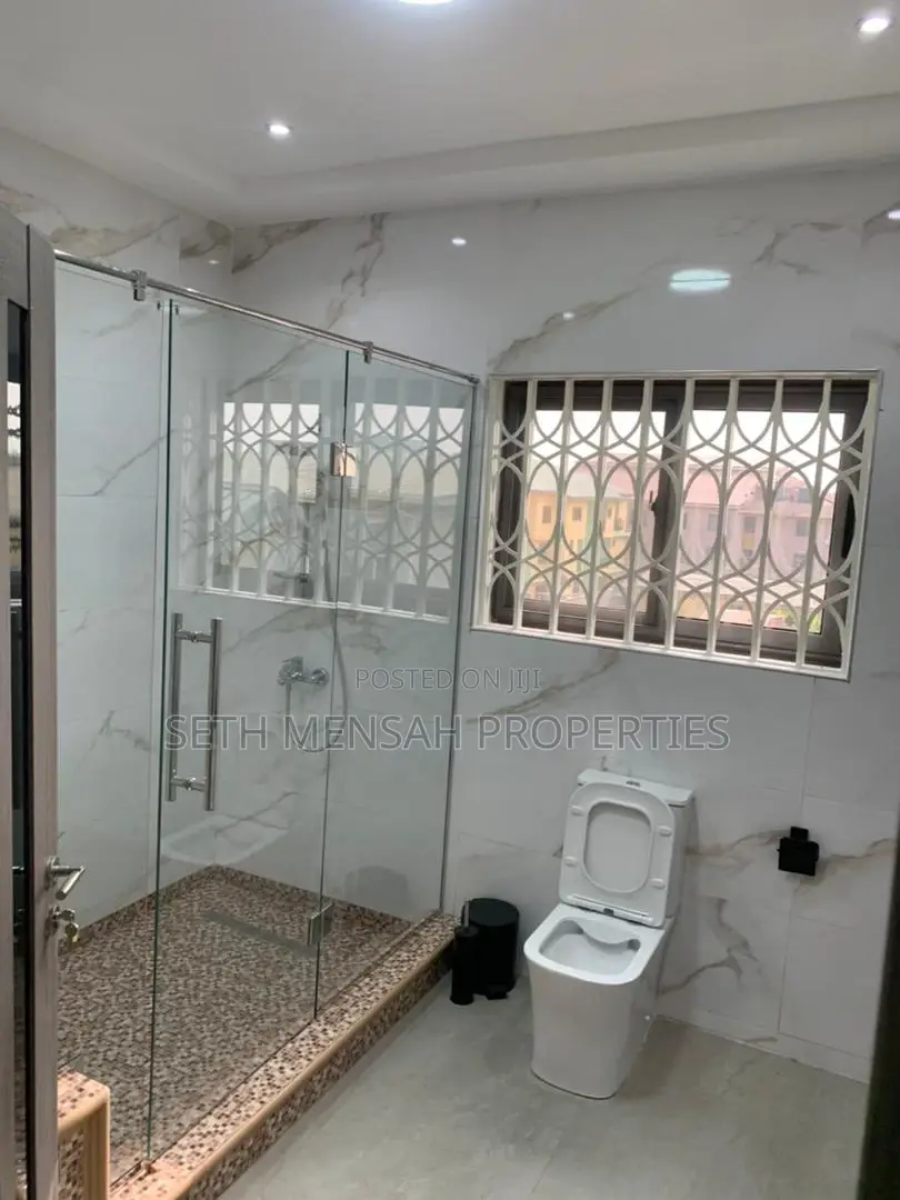 Furnished 5bdrm House in Skm, American House for Sale