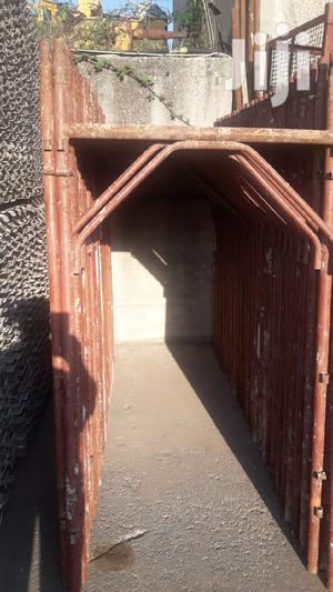 Scaffolds/Props/Yellowboards Rent And Sale