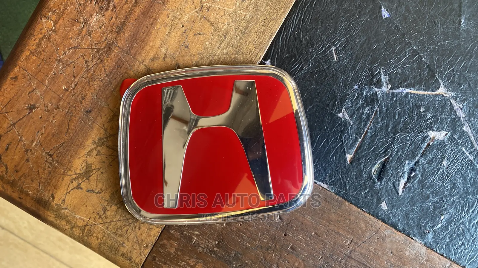 Honda Civic Original Glass Crown