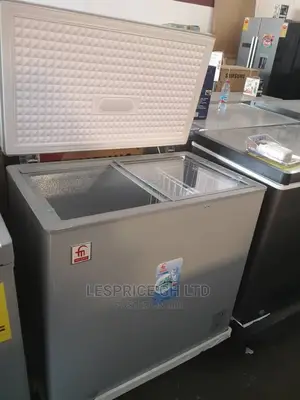 Powerful Chest Freezer 200L