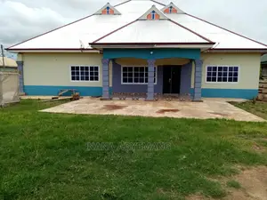 Furnished 6bdrm Block of Flats in Asuakwa Liberation, Sunyani Municipal
