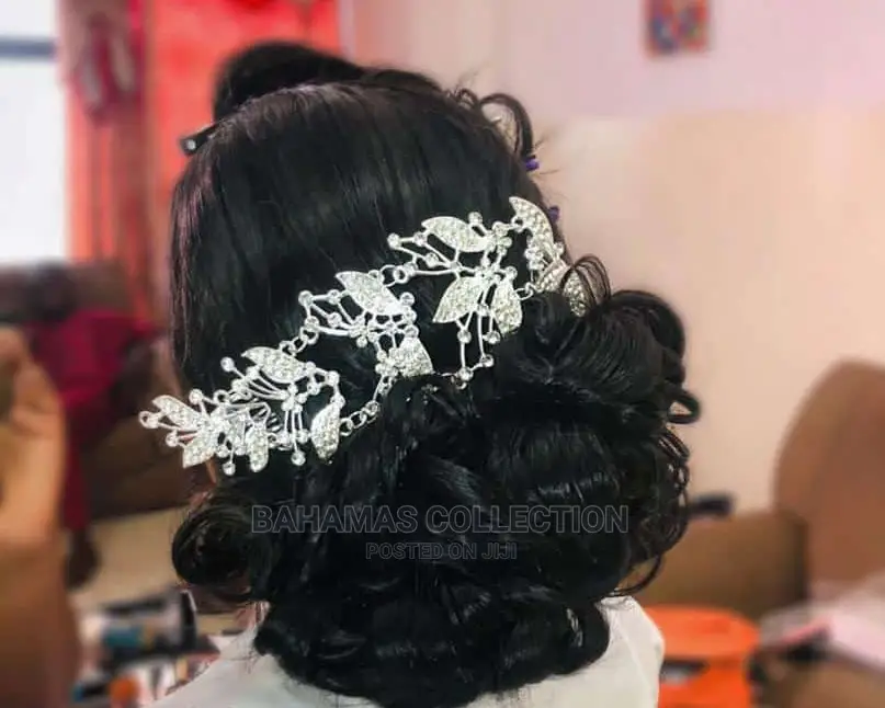 Balloon Decor and Bridal Hair Makeup
