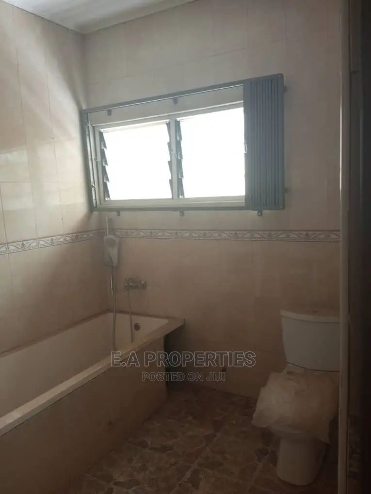7bdrm House in E a Properties, Police Station for Rent