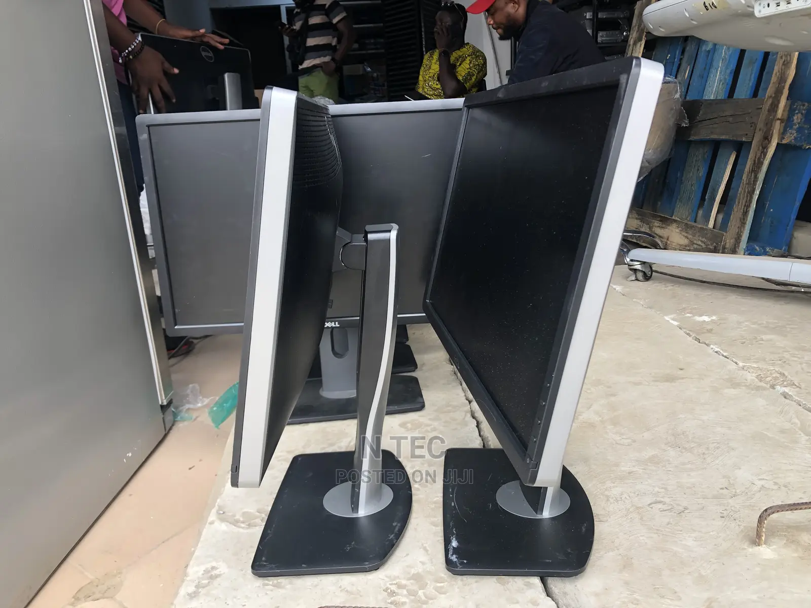 Dell Monitor 23 Inches