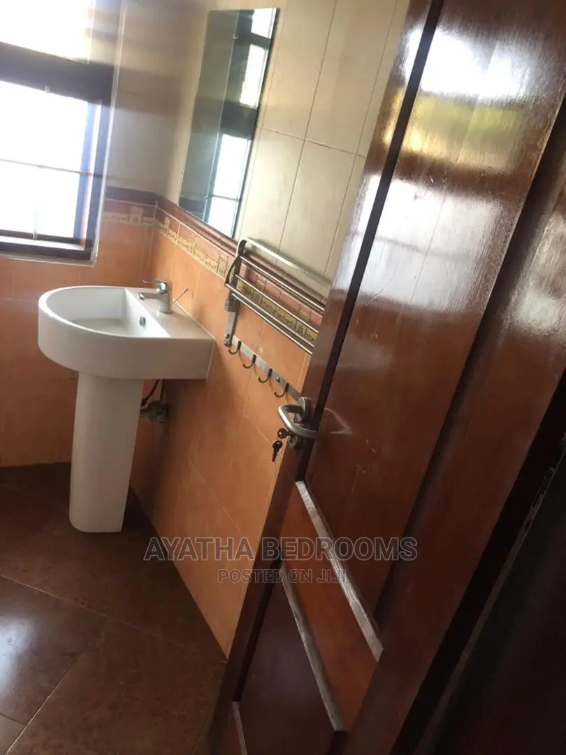 2bdrm Apartment in Ayathar Bedroom, Tseaddo for Rent