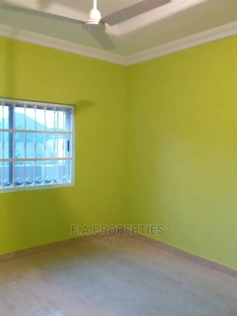 3bdrm House in E a Properties, Ghana Flag for Sale