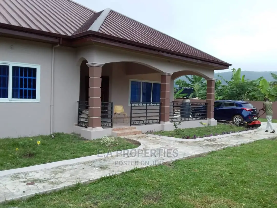 3bdrm House in E a Properties, Ghana Flag for Sale