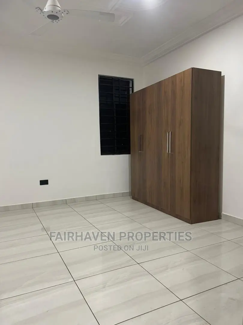 2bdrm Apartment in Tseaddo, Airport Residential Area for Rent