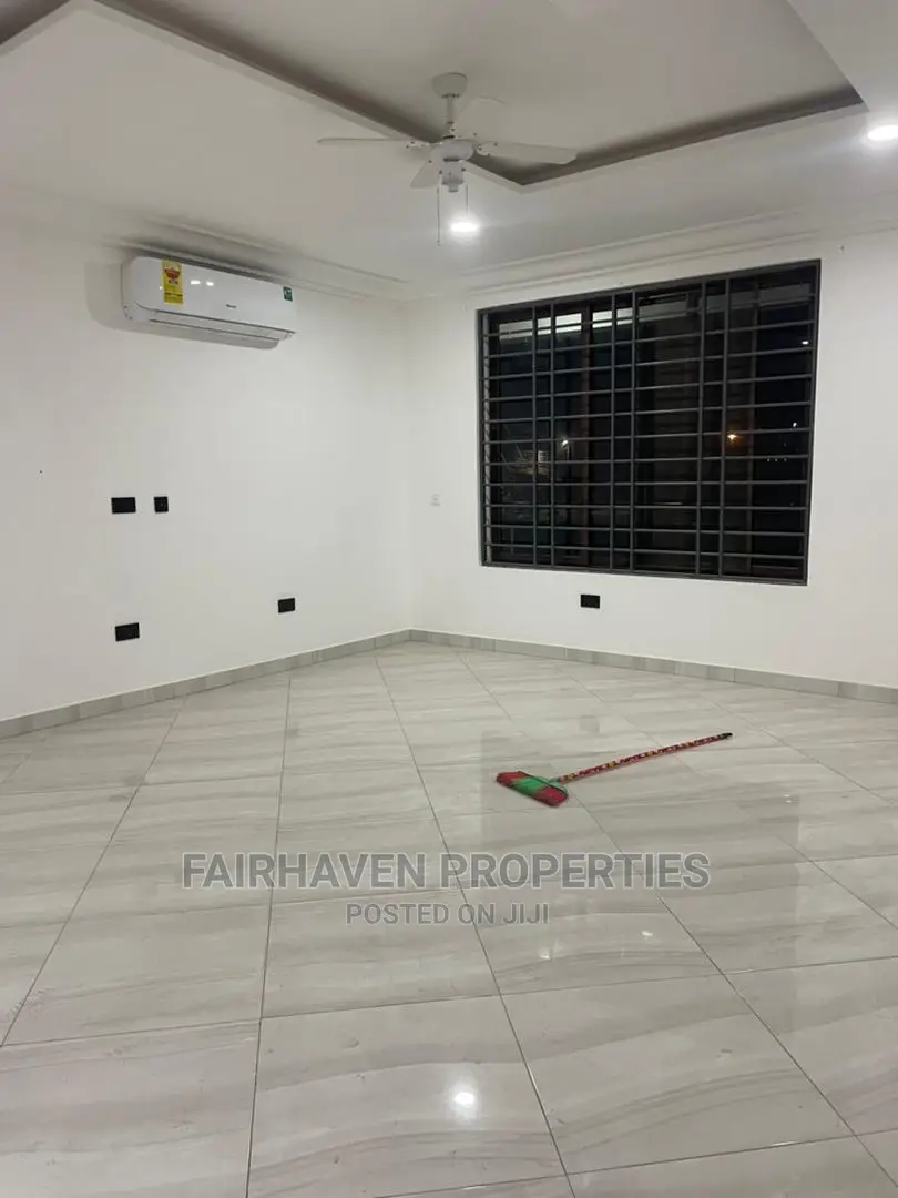 2bdrm Apartment in Tseaddo, Airport Residential Area for Rent