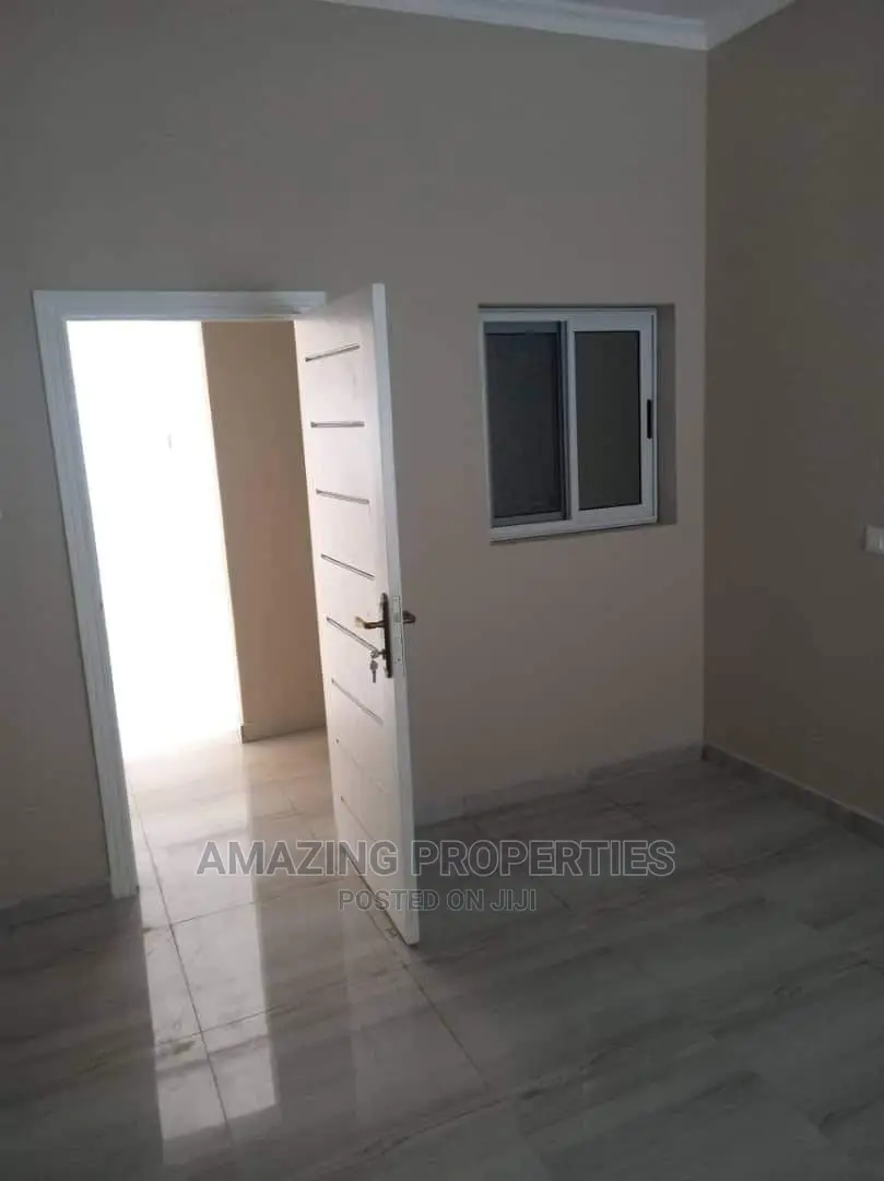 3bdrm House in Spintex for rent