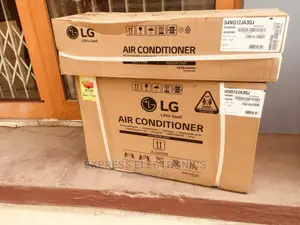 Simple and Slim 1.5hp LG~White Color S4-C12tzcaa R410 Gas