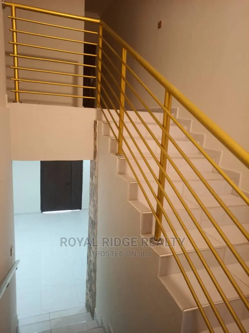 2bdrm Duplex in Upsa, Accra Metropolitan for rent