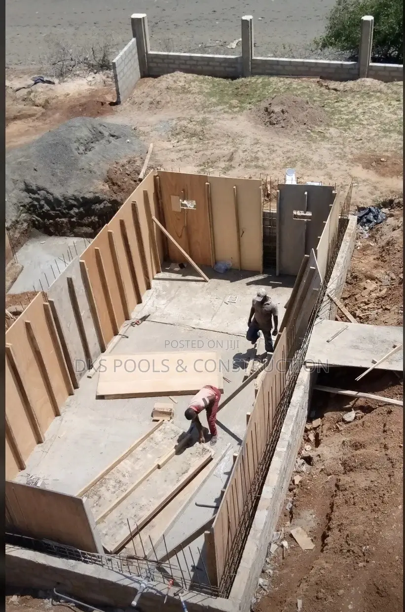 Swimming Pool Contractor