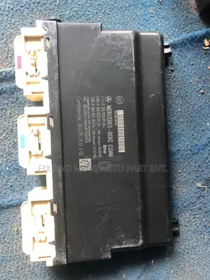 Mercedes Benz W205/W SEAT CONTROL MODULE for Sale
