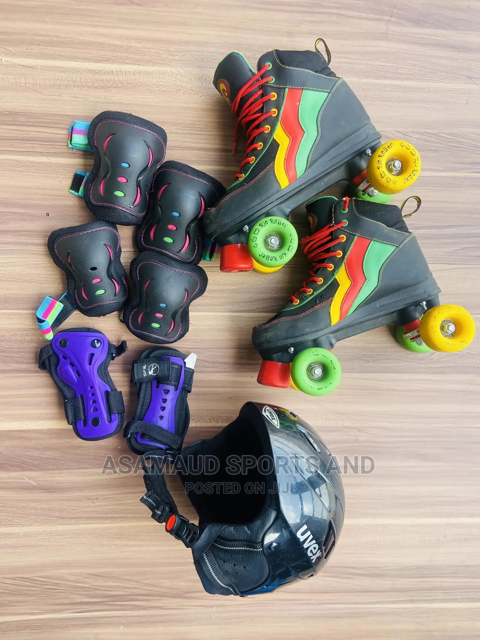 Original Skating Shoes With Protective Gears