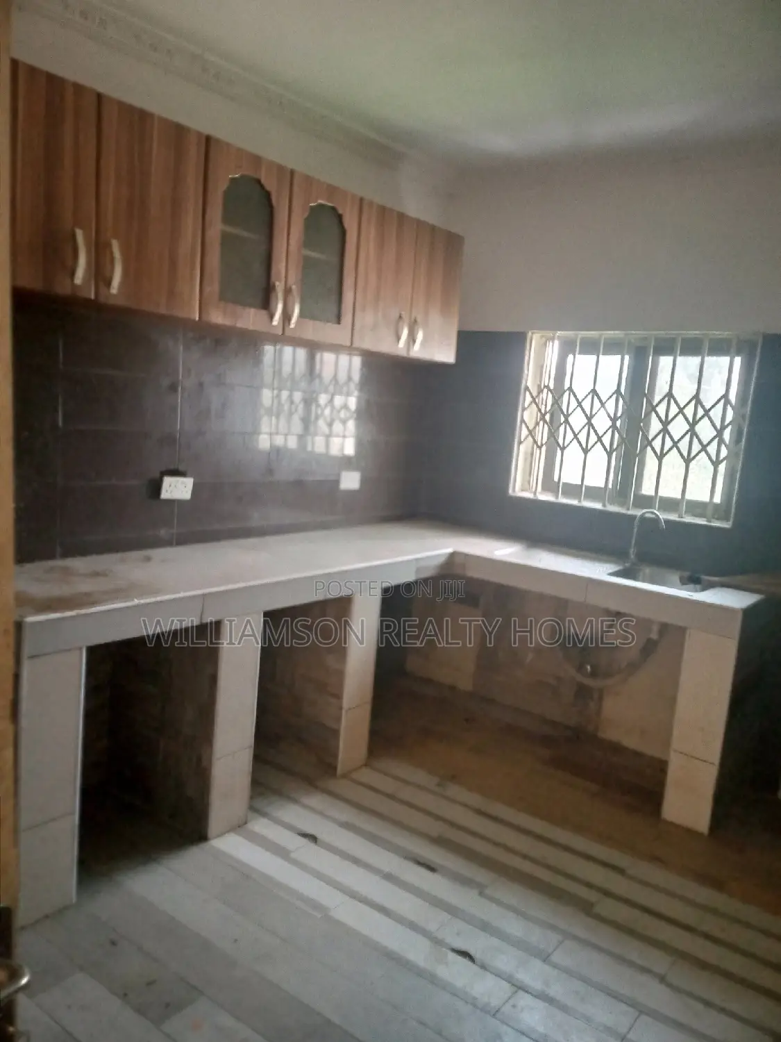 2bdrm Apartment in Community 18 Area, Spintex for rent