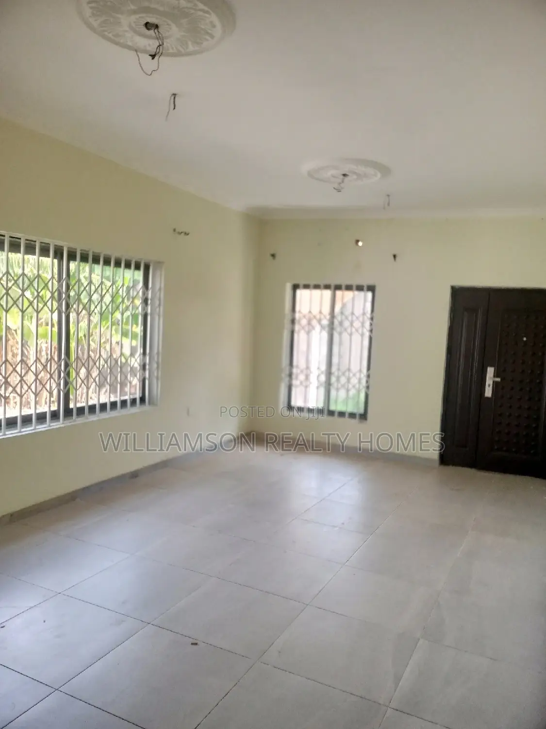 2bdrm Apartment in Community 18 Area, Spintex for rent