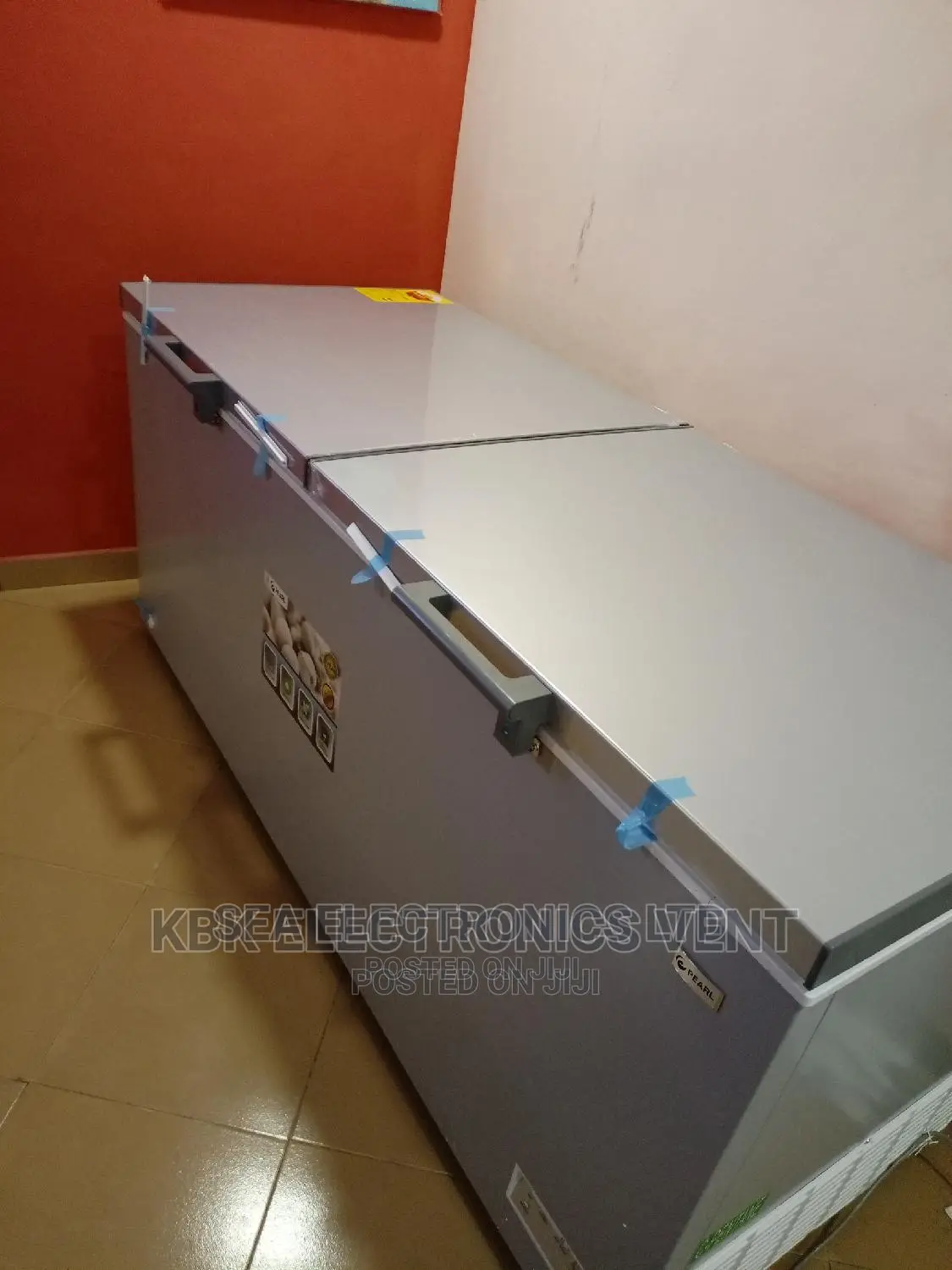 Pearl 708 Litres Double Swing Door Chest Freezer