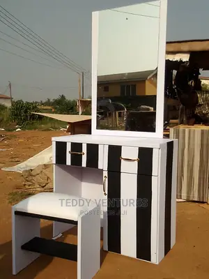 Quality Dressing Mirror(Payment After Delivery)