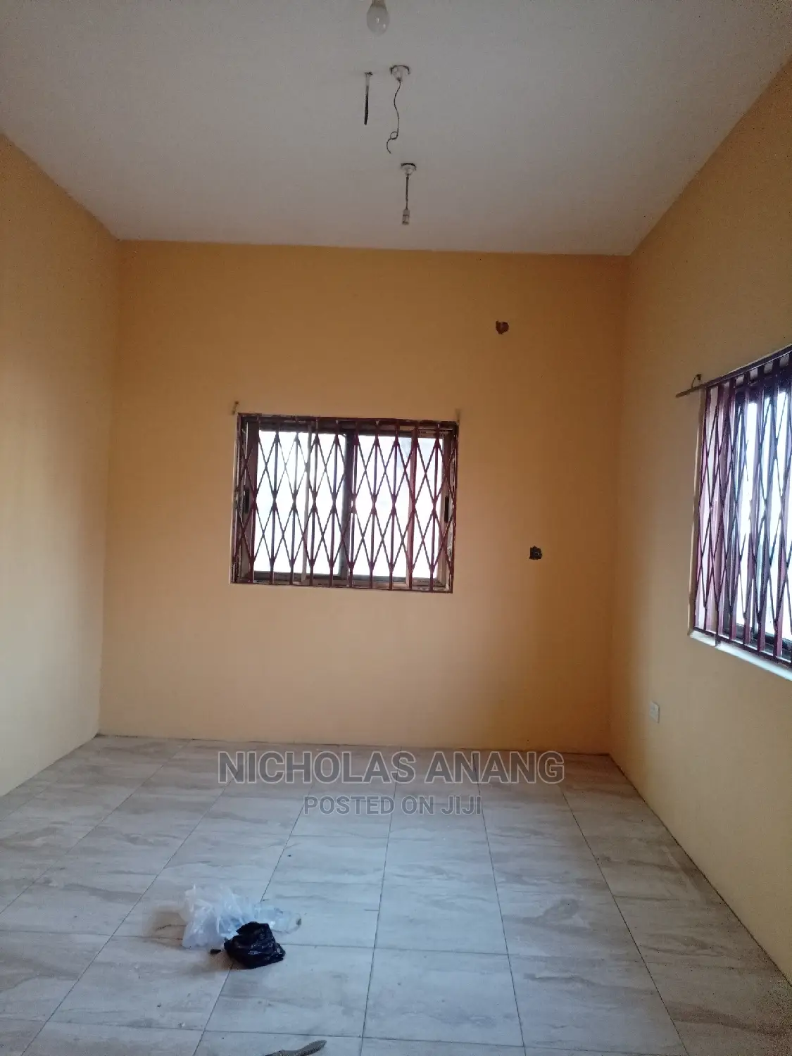 2bdrm Apartment in the Dorns, New Town for Rent
