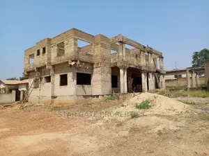 Photo - 10bdrm House in Star Gate Properties, Kumasi Metropolitan for Sale