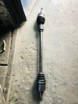 Outlander 2018 Shaft Available