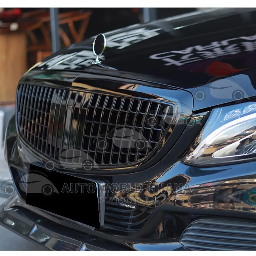 Luxury C300 Mercedes Benz All Black Grill Maybach Style