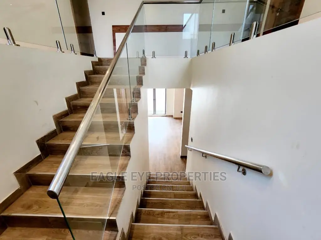 4bdrm House in East Legon for Sale