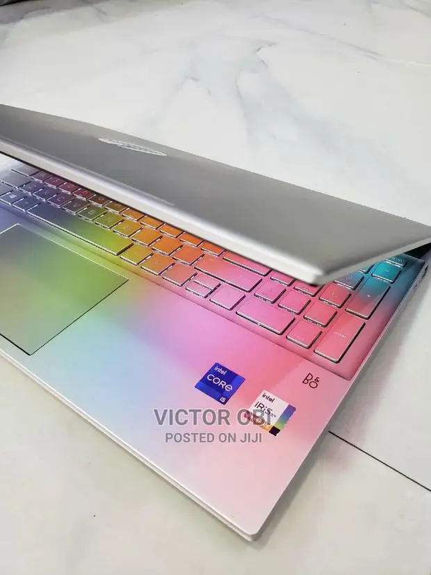 Laptop HP Pavilion 15-Cs3063cl 8GB Intel Core I7 SSD 512GB