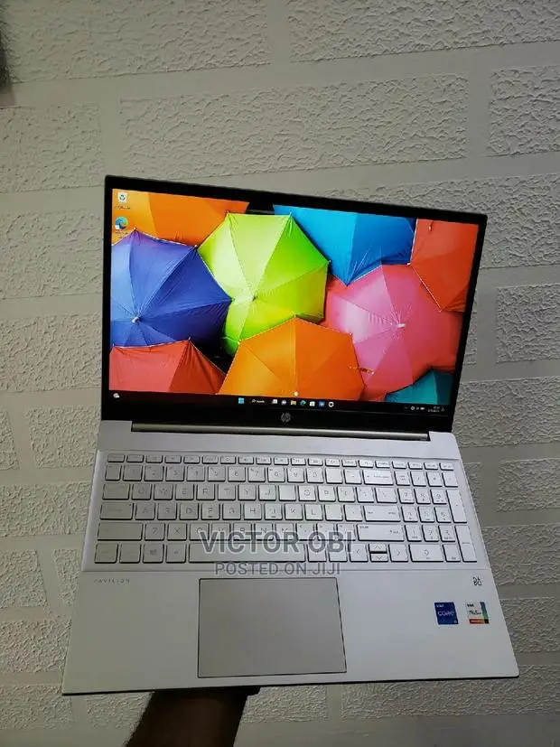 Laptop HP Pavilion 15-Cs3063cl 8GB Intel Core I7 SSD 512GB