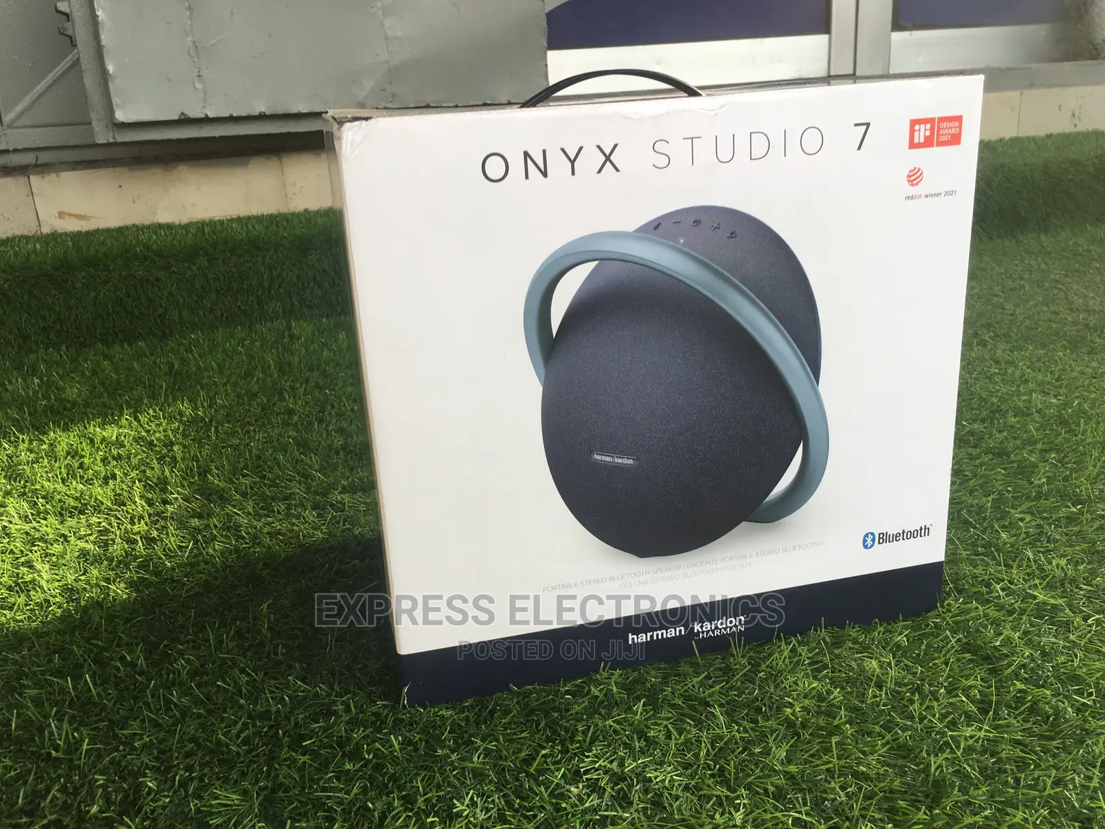 Hot Cake Harman Kardon Onyx Studio 7 Speaker Brand New