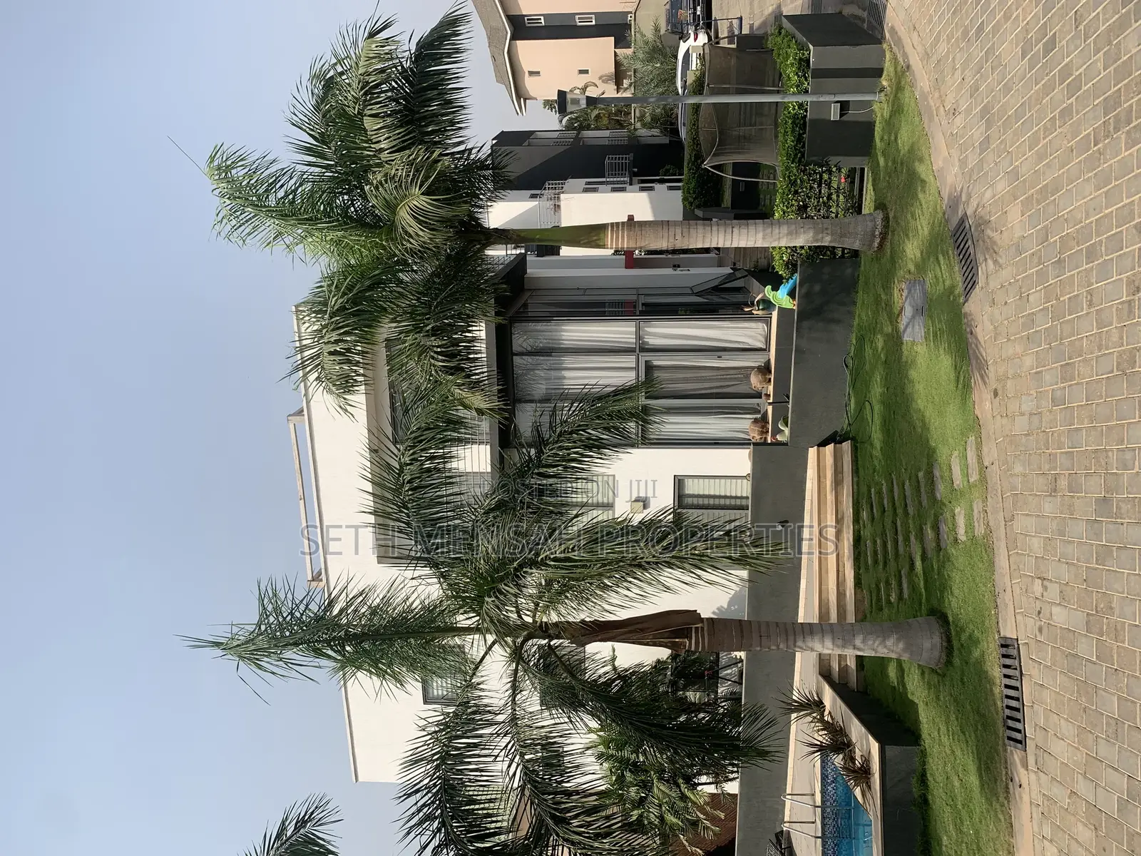 Furnished 4bdrm House in Skm Property, Cantonments for Sale