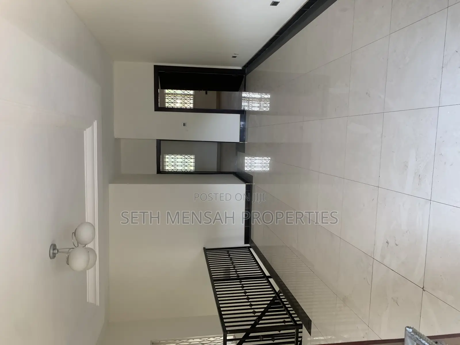 4bdrm House in Skm Property, Cantonments for Sale