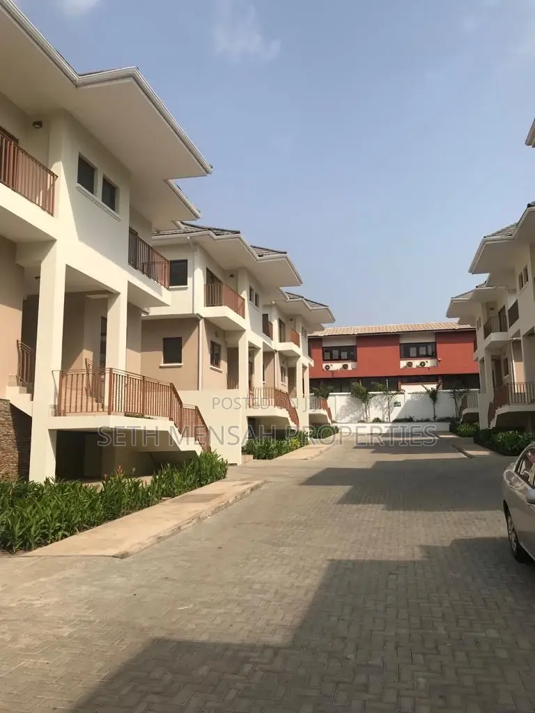 5bdrm House in Skm Property, Cantonments for rent