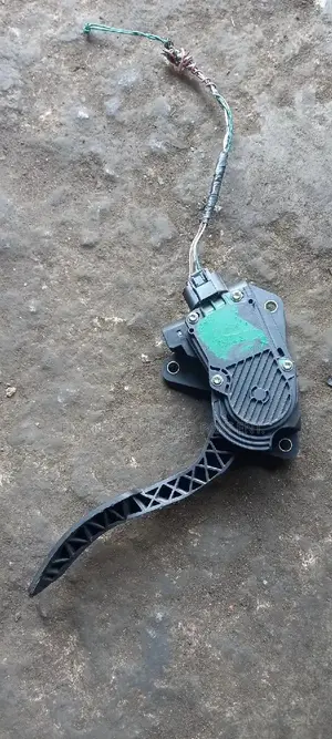 Nissan Altima 2007-2013 ACCELERATOR PEDAL Available