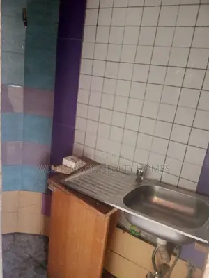 1bdrm Apartment in Hfc Estate, Spintex for rent