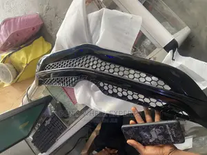 Toyota Yaris Front Grille