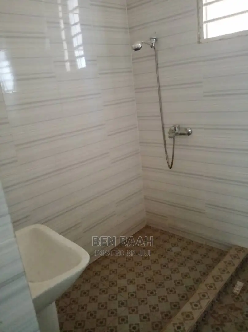 2bdrm Apartment in Ben Properties, East Legon for rent
