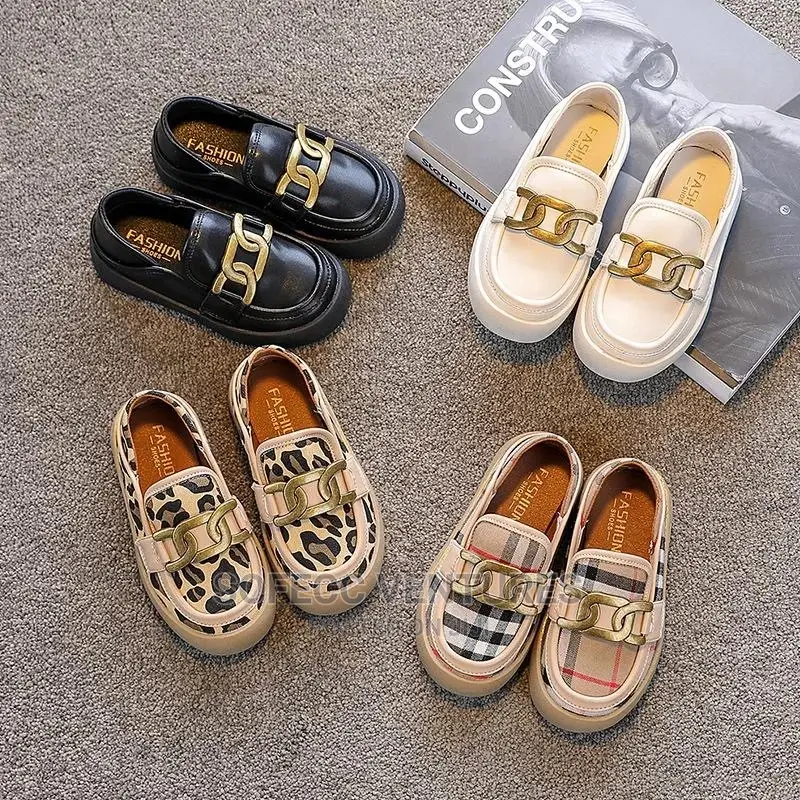 Children’S Shoes in Size 33