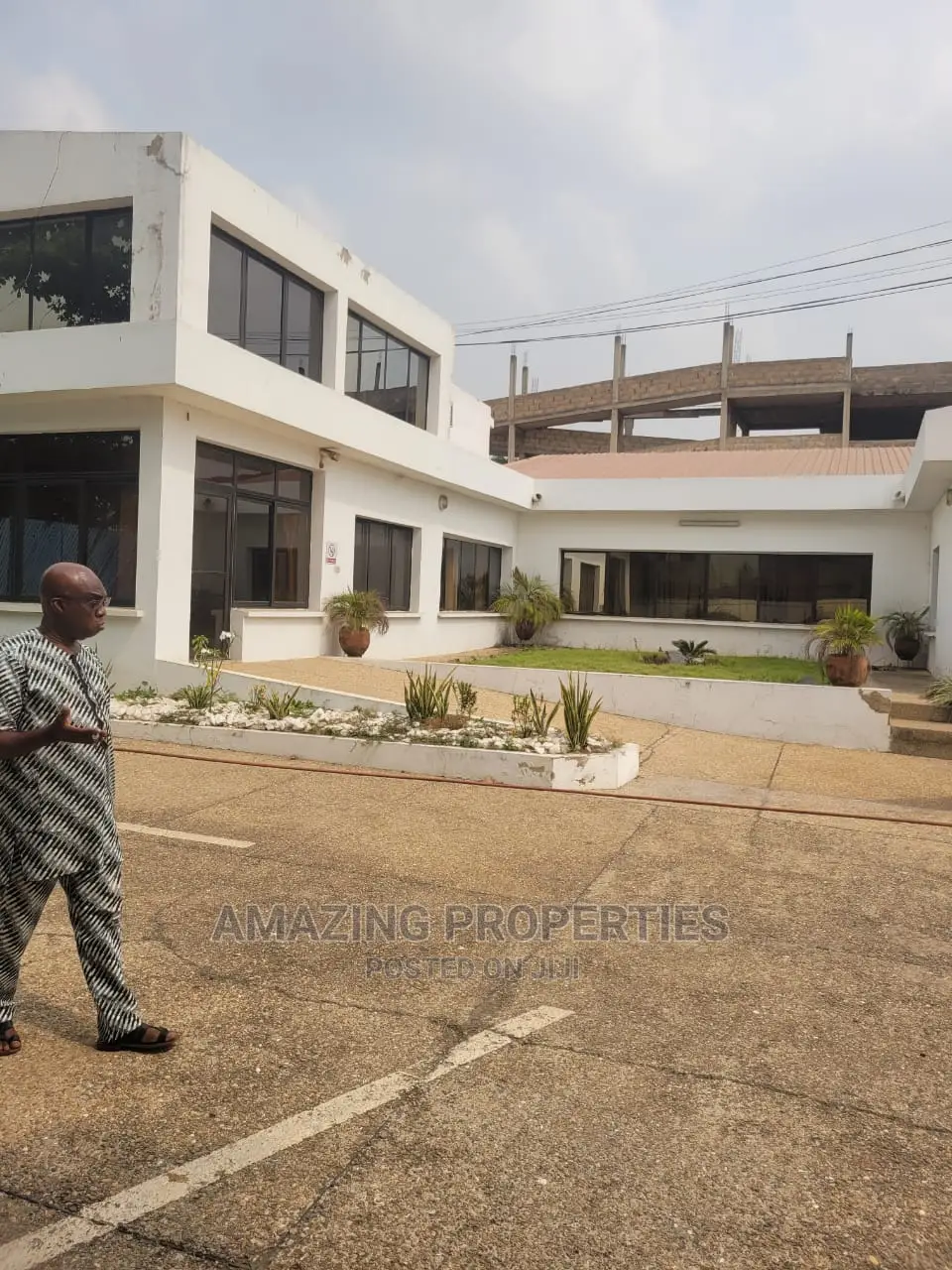 Office Building for Sale at North Ridge