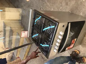 A Hot Sales Volcano 4 Burner Gas Cooker With Oven and Grill